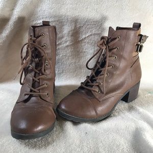Ankle boots